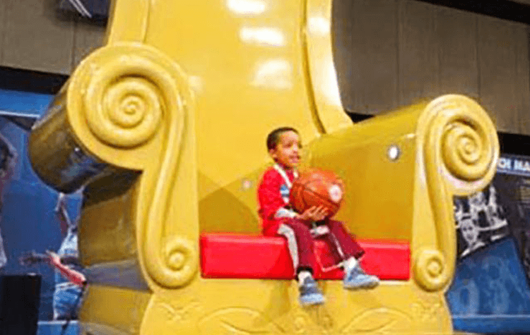 Innovations Burger King Throne2